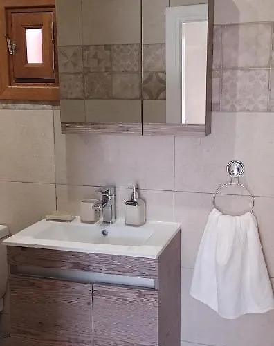 Stavlos بيت للعطل