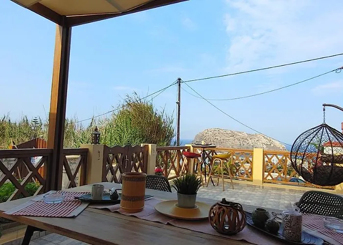 Stavlos بيت للعطل